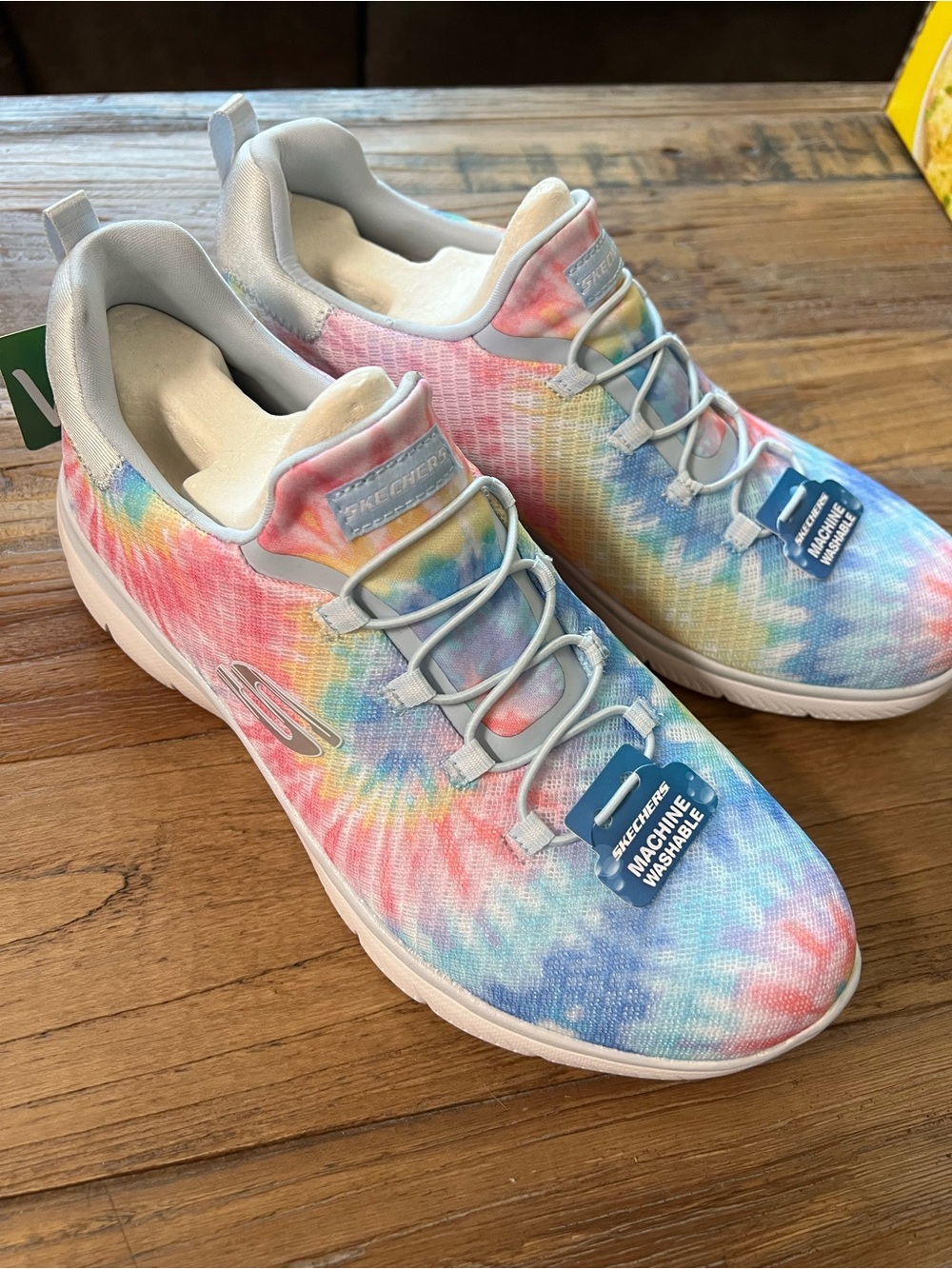 SZ 10 shoes Sketchers memory foam athletic tennis sneakers pastel tie dye NEW